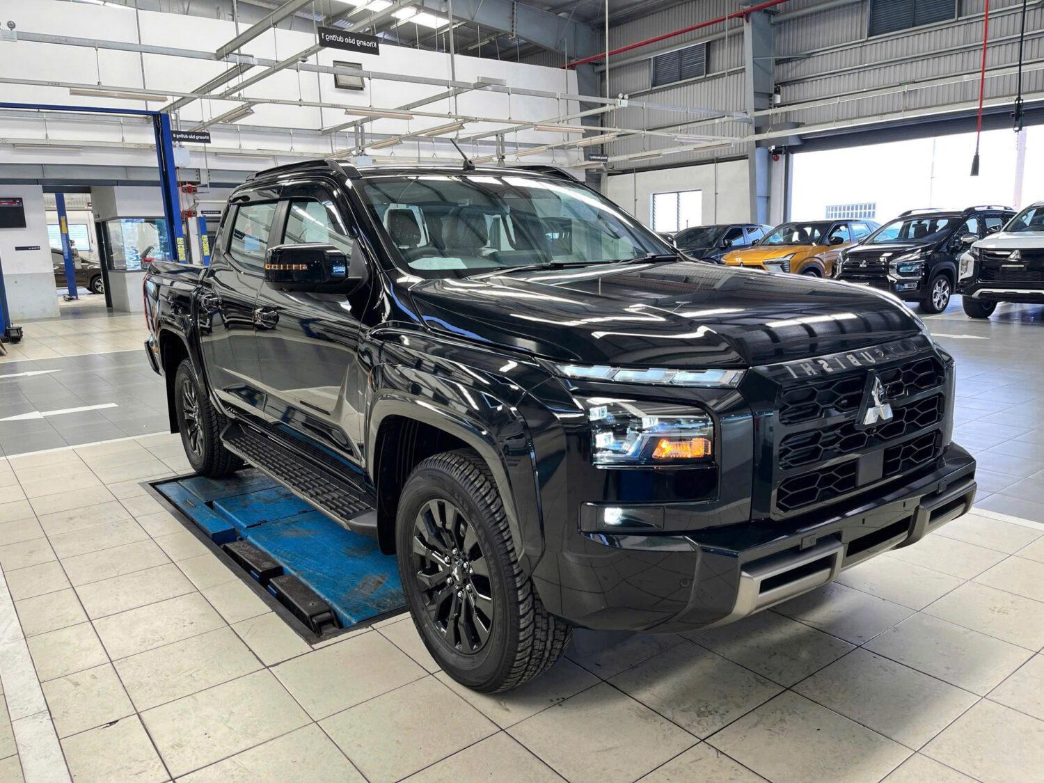 Mitsubishi Triton 2 cầu Athlete