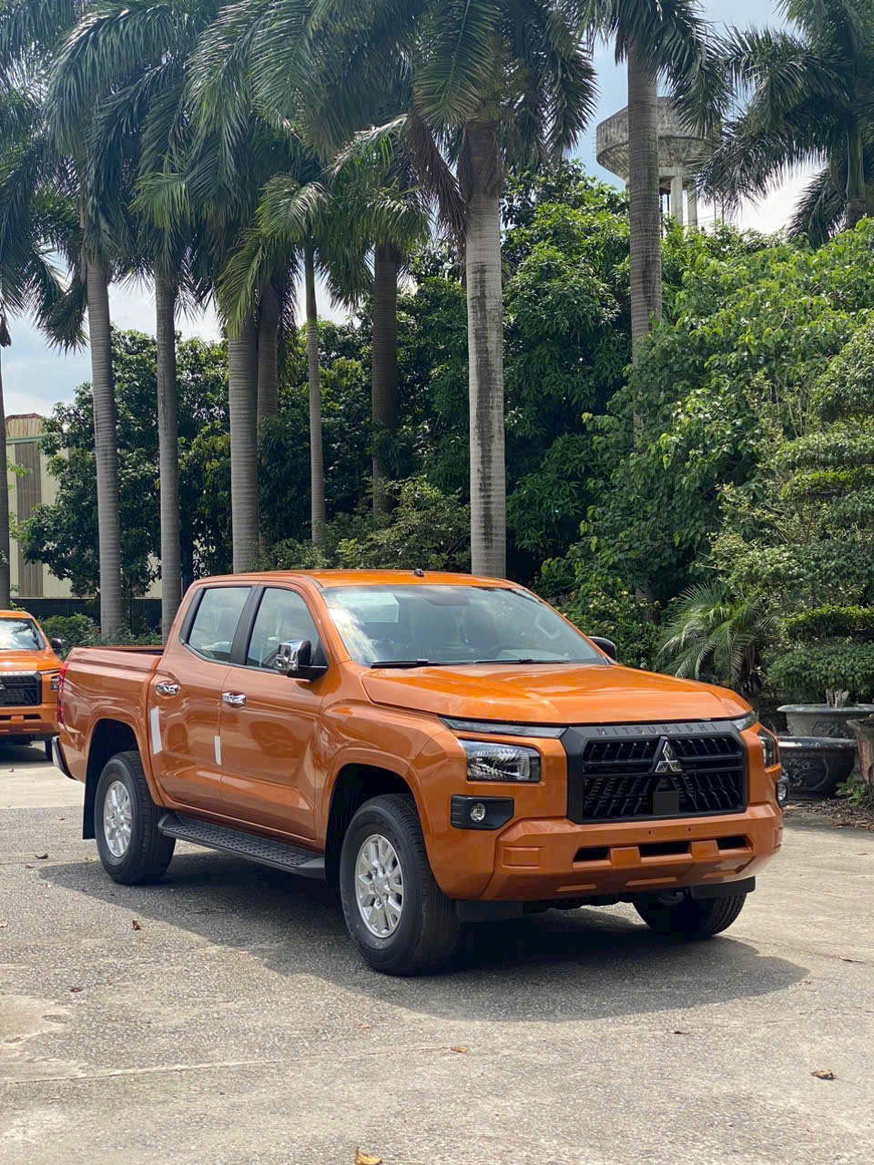 mitsubishi triton glx 2025 màu xám mitsubishi isamco trần hưng đạo